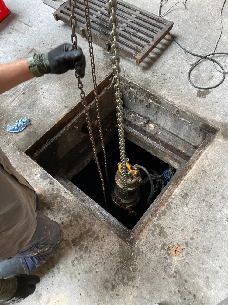 Stormwater Pump Installation, Repairs & Emergency Fault Finding